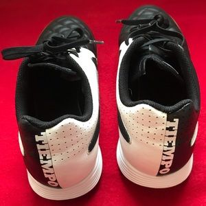 Nike Tiempo Genio Leather IC 631283 010